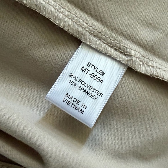 Long Sleeve Turtleneck Top – Sand Beige | Size M | New - Picture 4 of 7